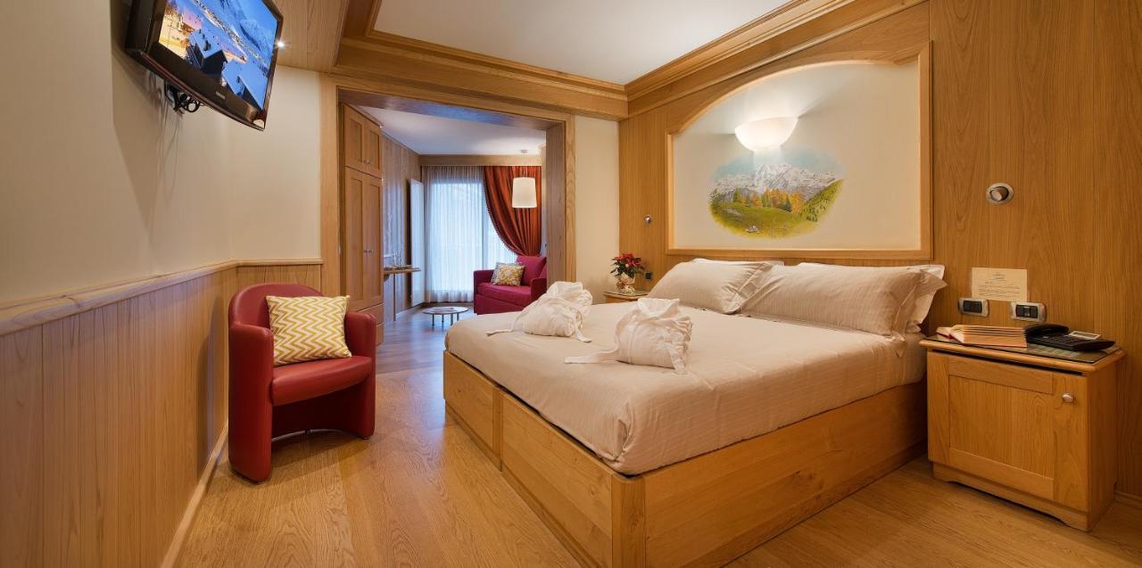 Hotel Baita Montana Livigno Luaran gambar