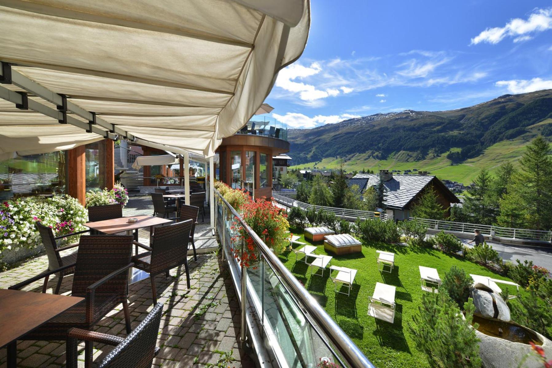 Hotel Baita Montana Livigno Luaran gambar