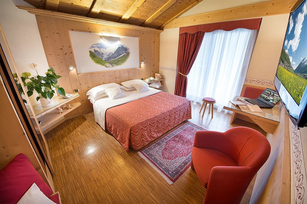 Hotel Baita Montana Livigno Luaran gambar