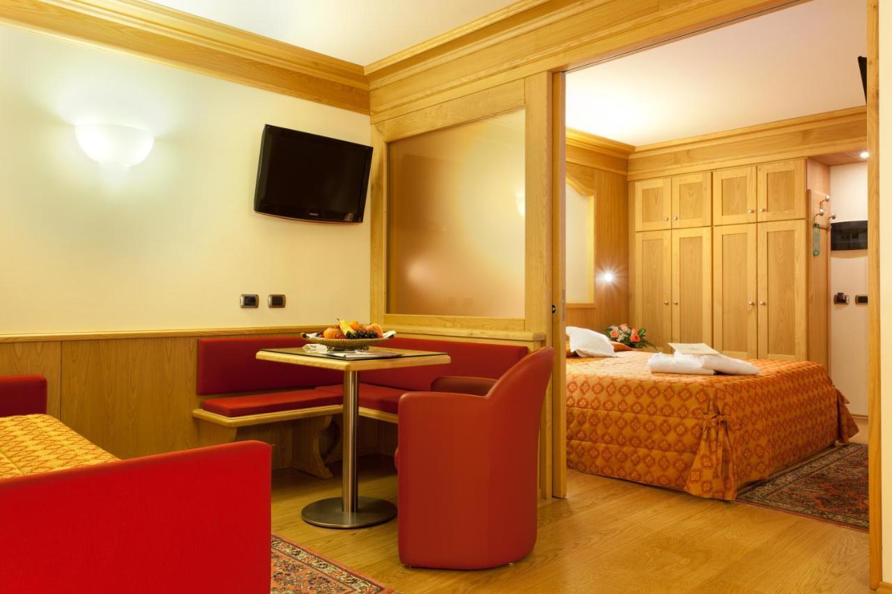 Hotel Baita Montana Livigno Luaran gambar